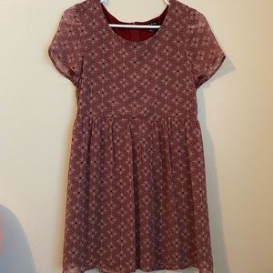 maroon patterned babydoll dress, size S 🍷